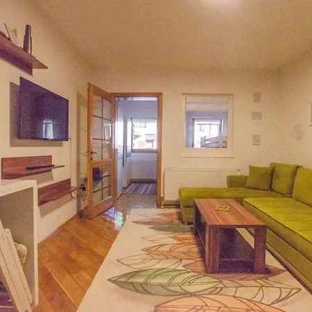 A&a Апартаменты *